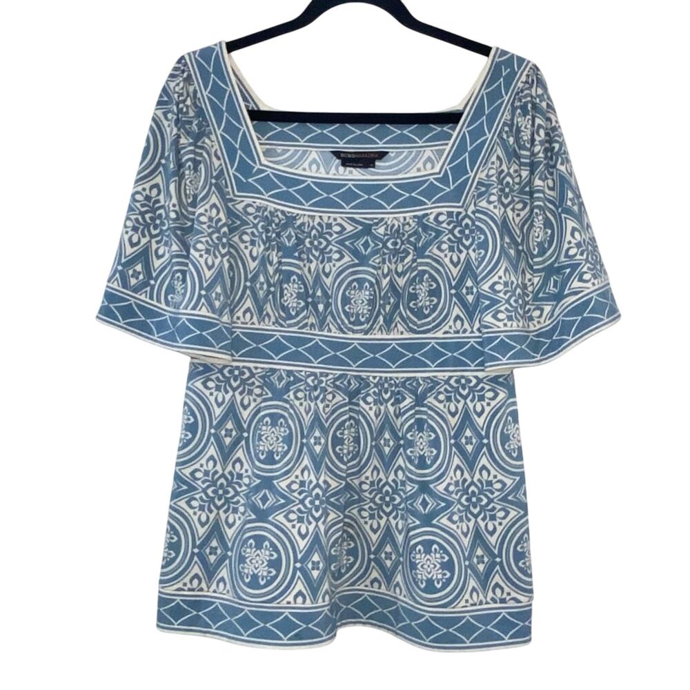 BCBGMaxazria Blue Cream Tile Print‎ Top Medium Square Neck Peplum Boho Coastal